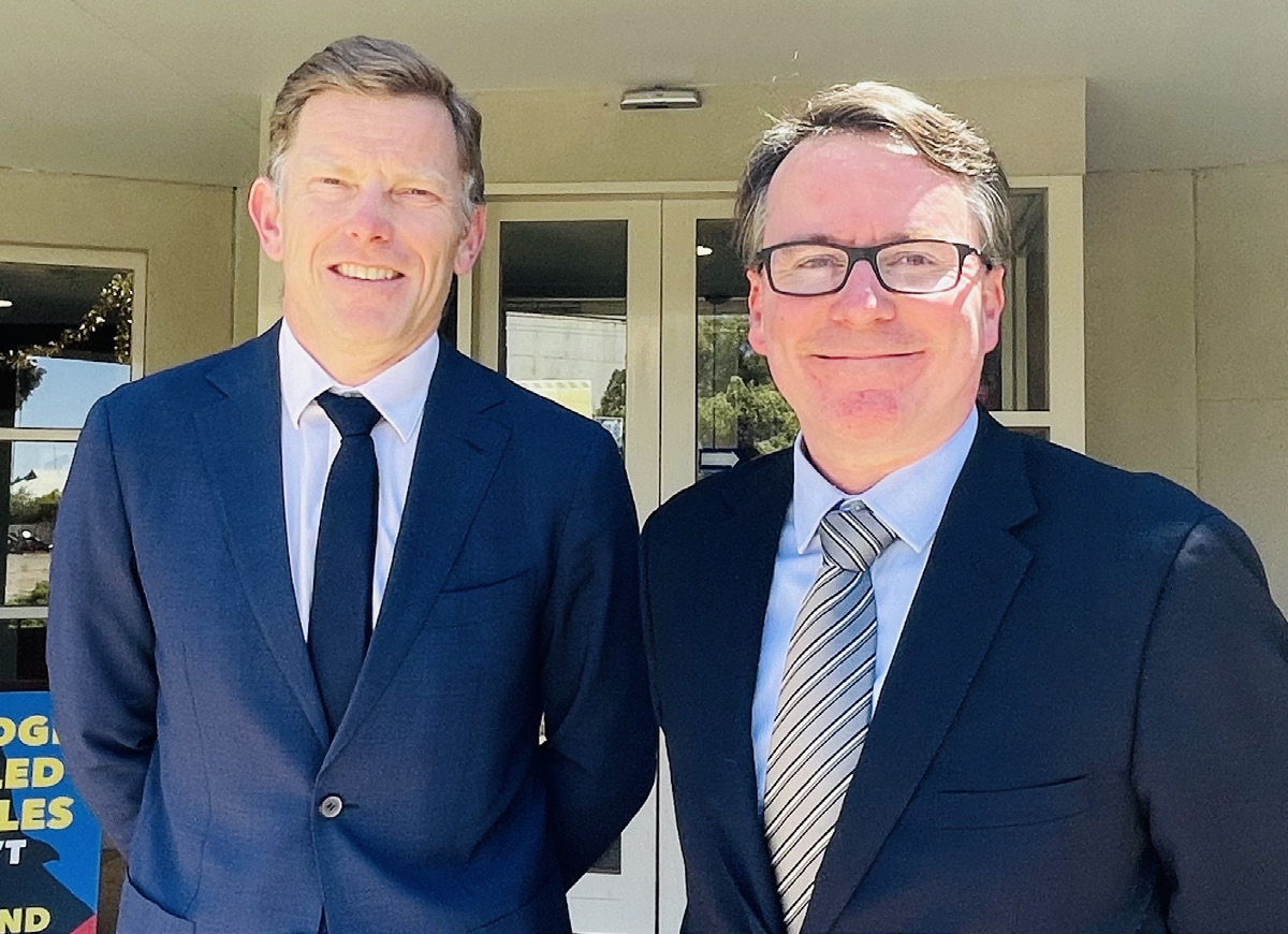 World Minerals representatives David Coventry and Corey Saitta presented Submission Number 18 to the Environmental Effects Panel in Warracknabeal in December regarding the Warracknabeal Energy Park.